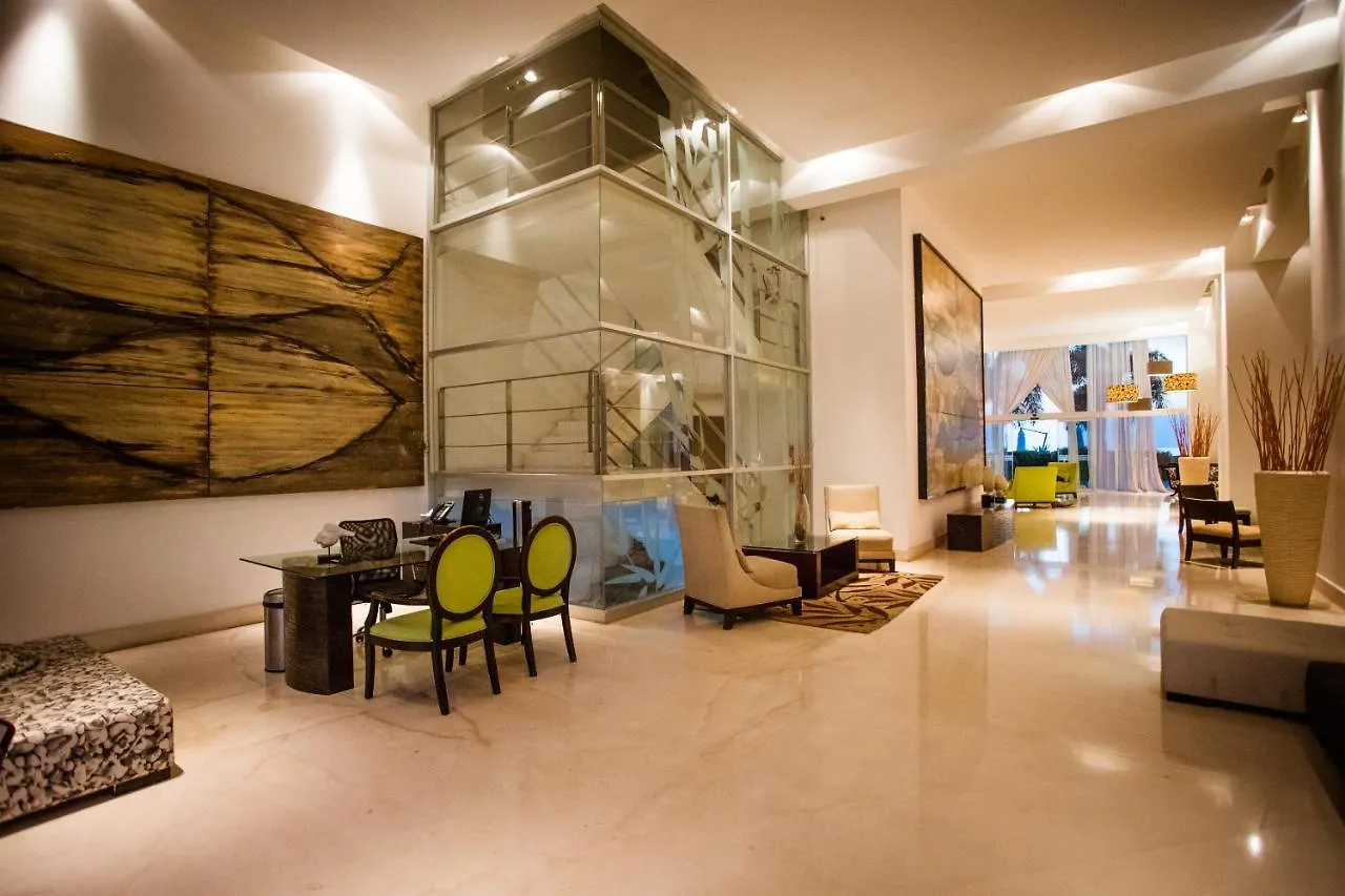 Luxury Condo Peninsula 푸에르토 발라타 0*,