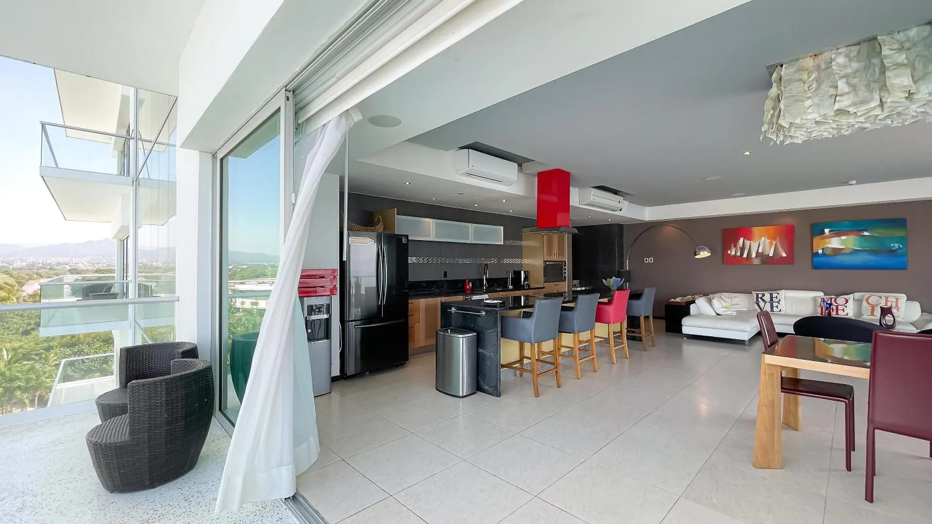 Luxury Condo Peninsula 푸에르토 발라타 아파트